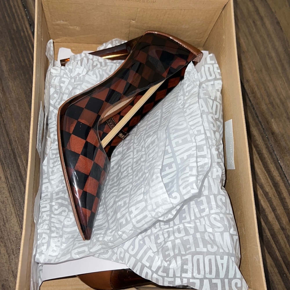 Steve Madden Atlanta heels